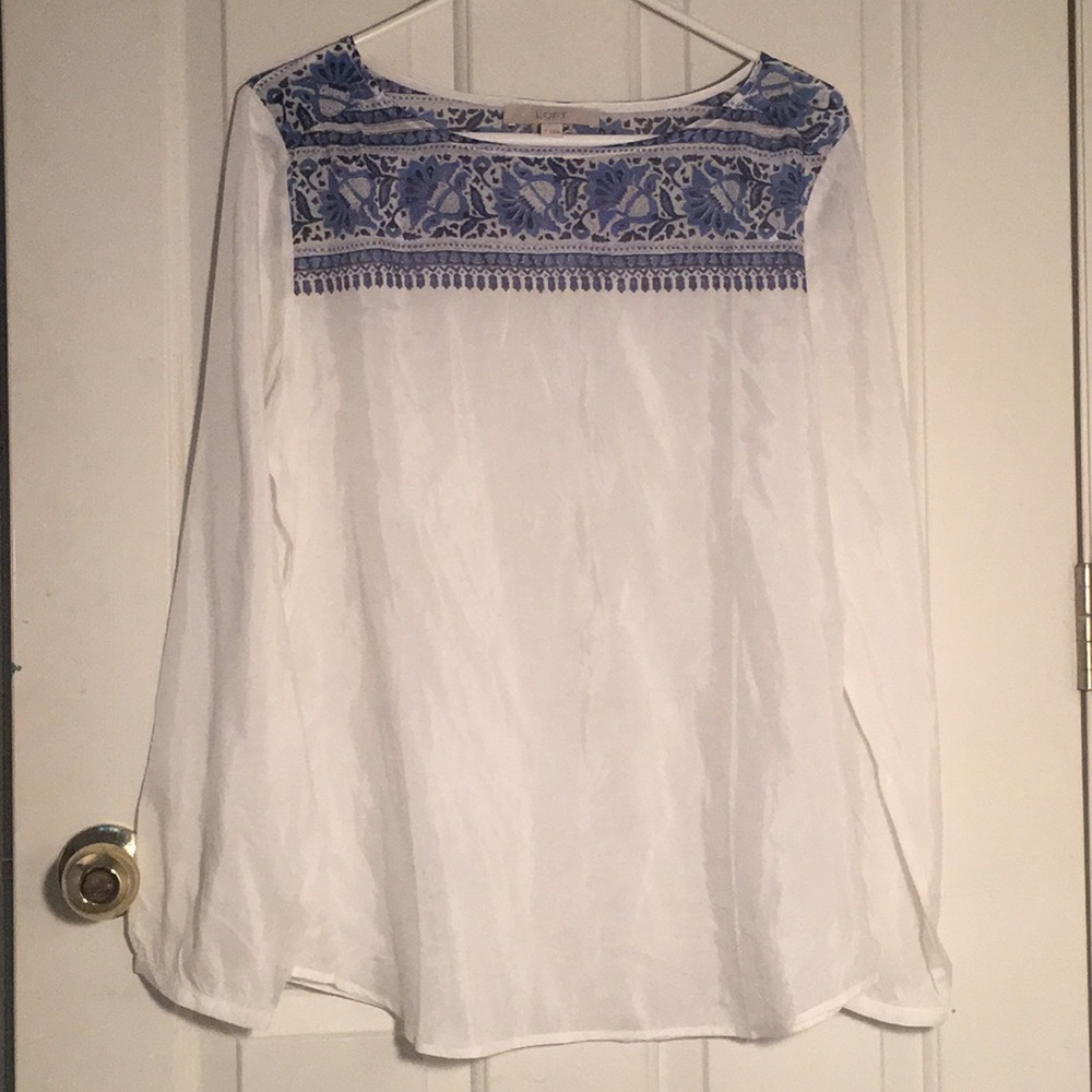 White and Blue Long Sleeve Top